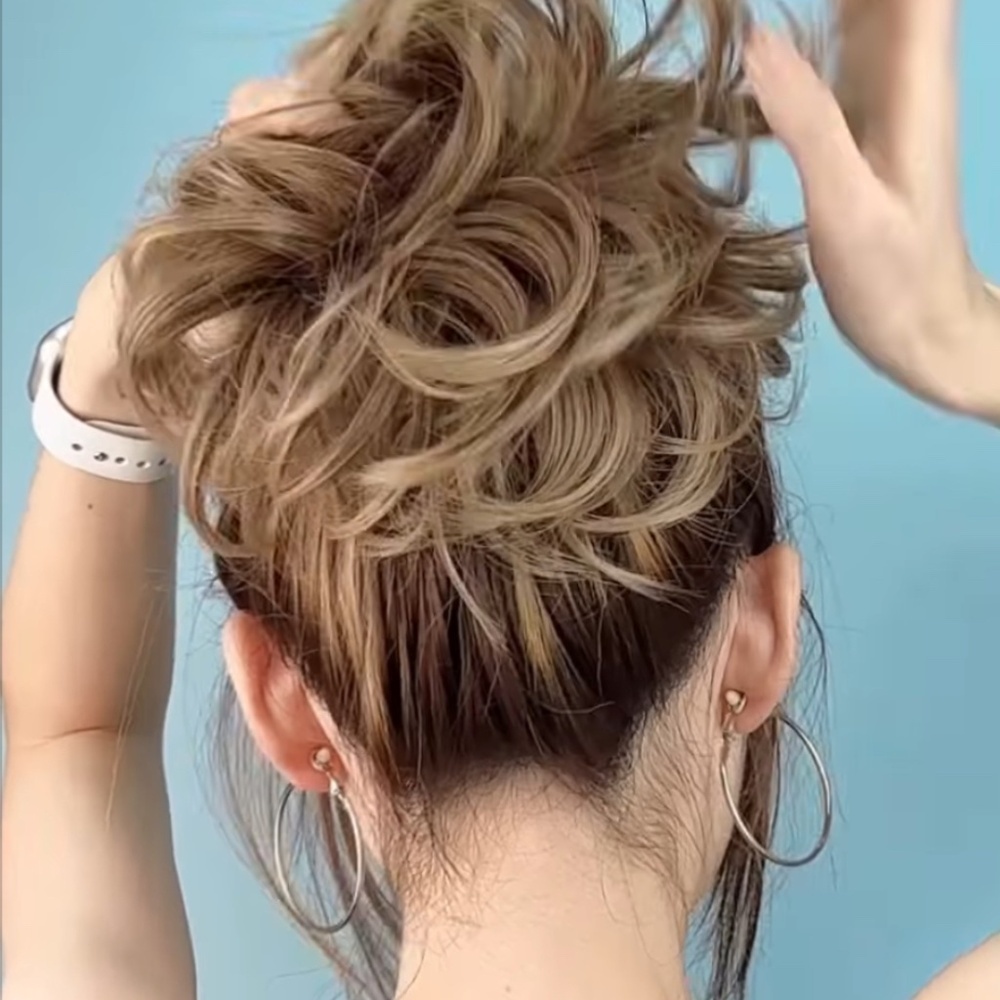 Highlights Pony Tail Synthetic - Picture 4 of 5